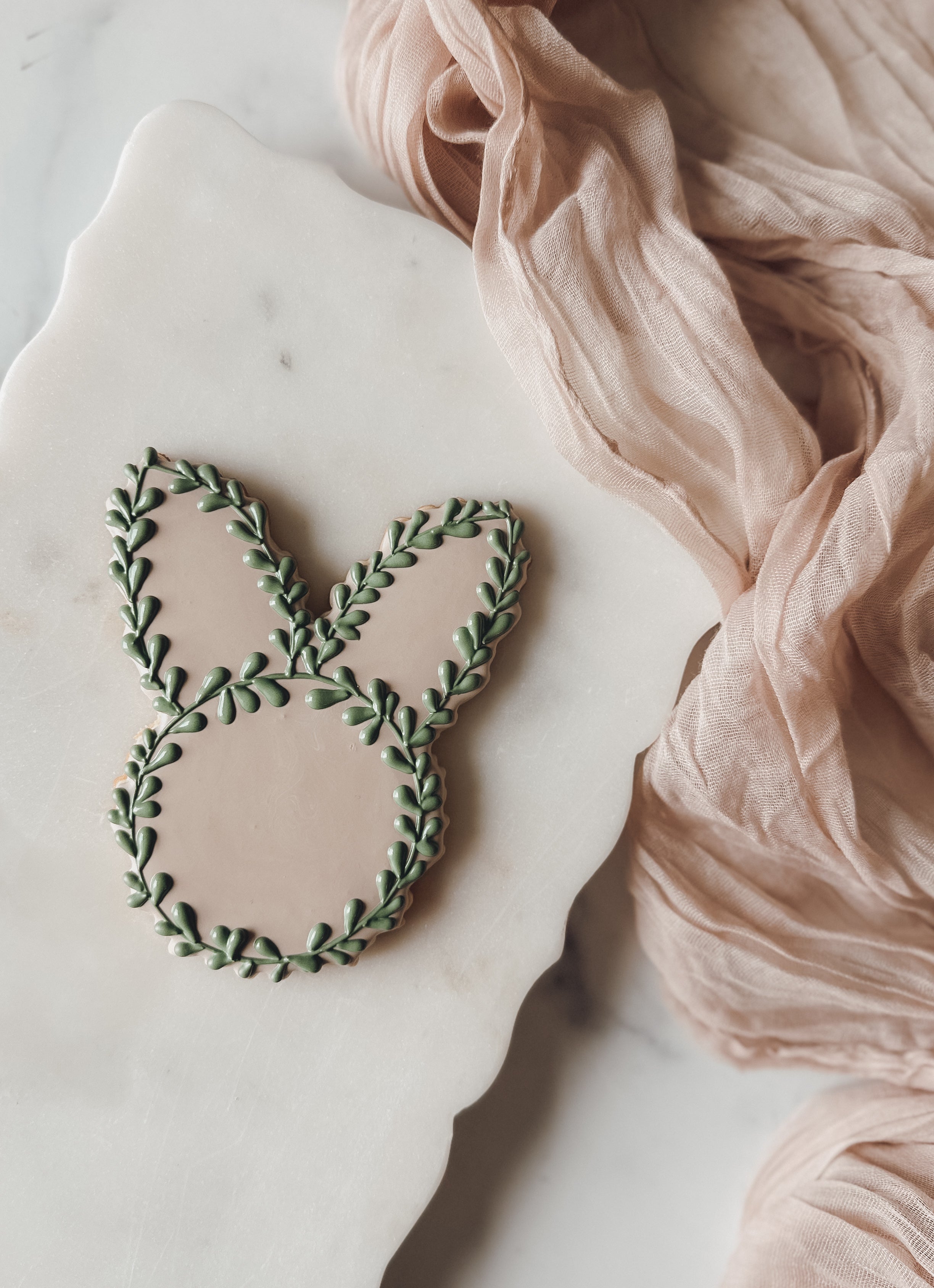 Bunny with Greenery Cookie Cutter